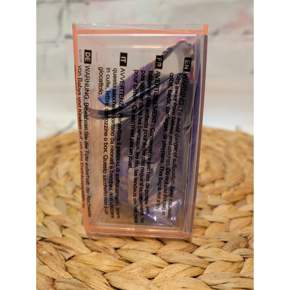 XOX Kweenie Quirky Kweens Mystery Figurine & Display Case NEW With Open Box - Picture 10 of 11